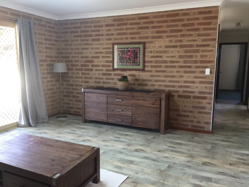 15 Heitman Close, Jurien Bay WA 6516