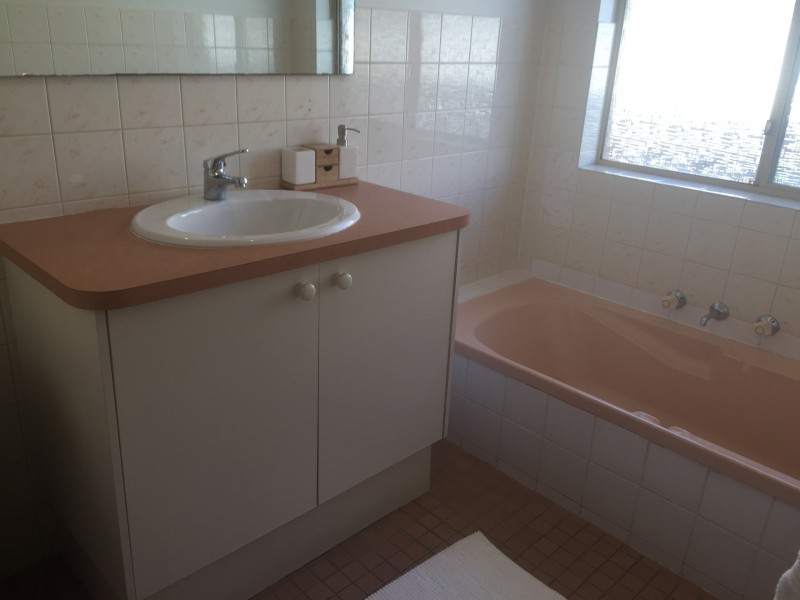 15 Heitman Close, Jurien Bay WA 6516