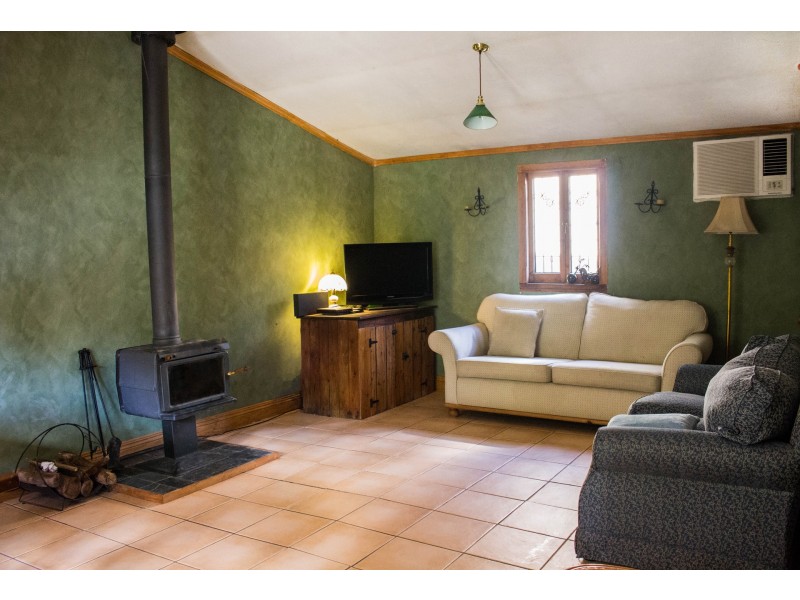 64 Robertson Road, Kersbrook SA 5231