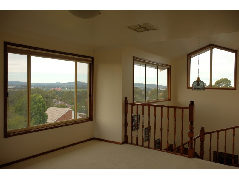 17 Palmerston Cres, Wheelers Hill VIC 3150