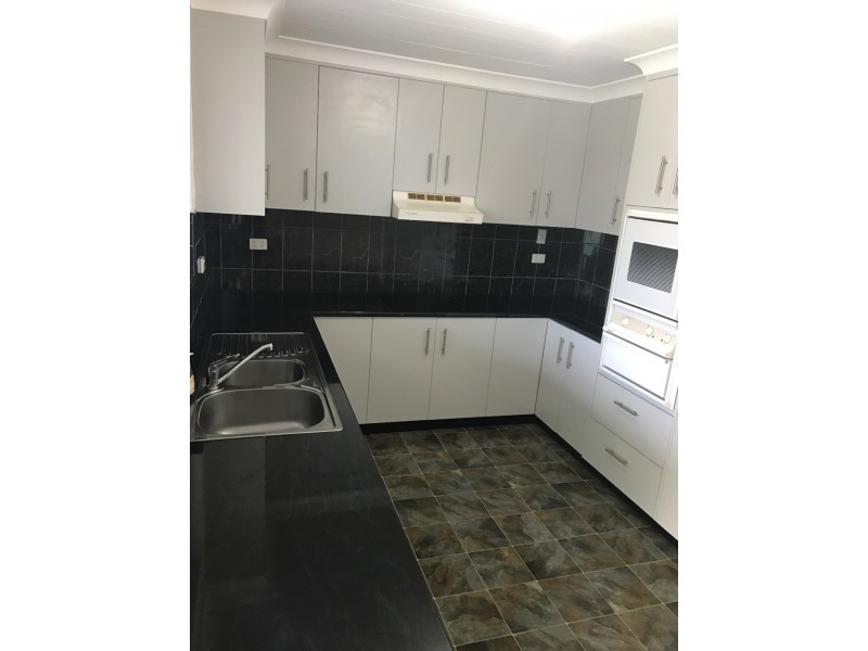 2 Fremont Avenue, Sarina QLD 4737