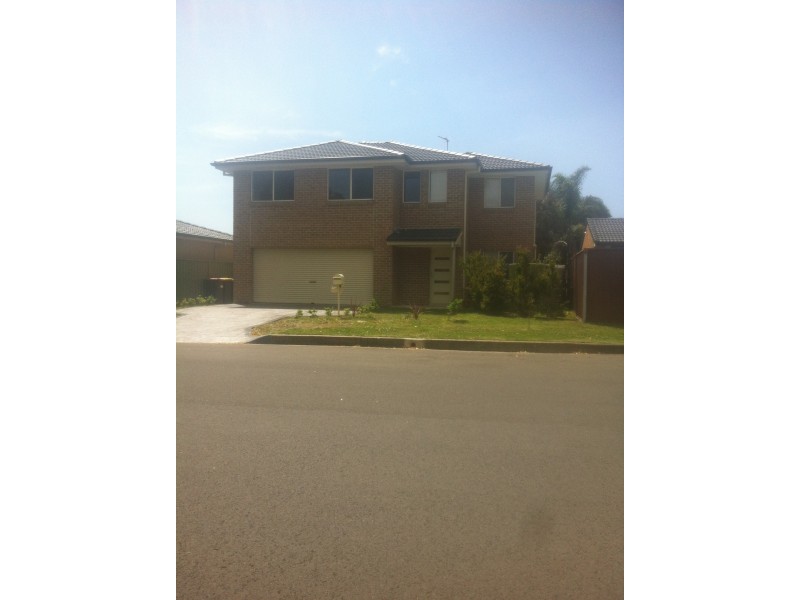 19 Hughes Drive, Albion Park NSW 2527