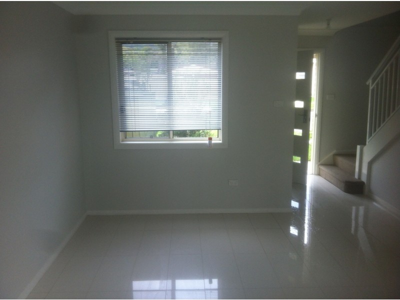 19 Hughes Drive, Albion Park NSW 2527