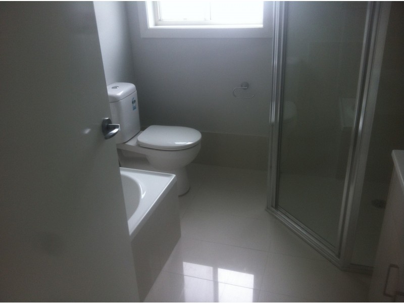 19 Hughes Drive, Albion Park NSW 2527