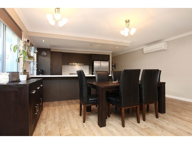 31 Tipperary Bend, Canning Vale WA 6155