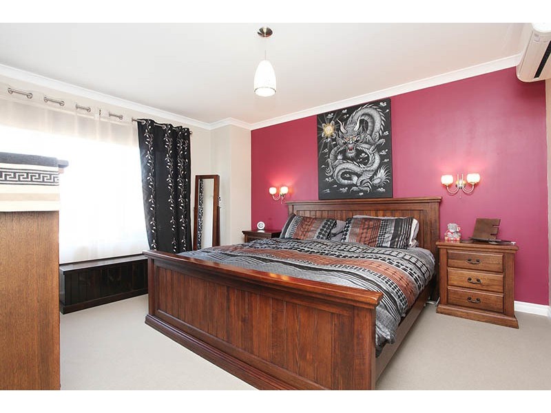 31 Tipperary Bend, Canning Vale WA 6155