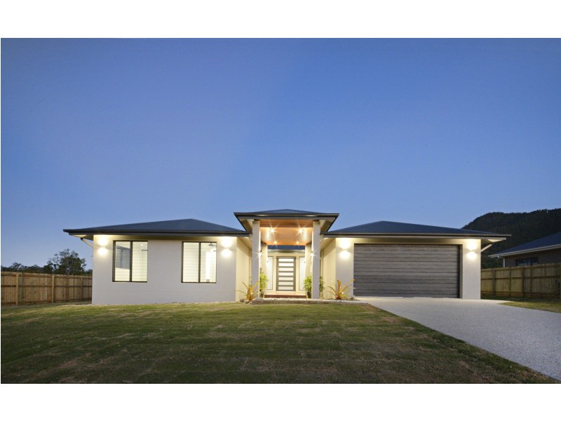 13 Stanley Drive, Cannonvale QLD 4802
