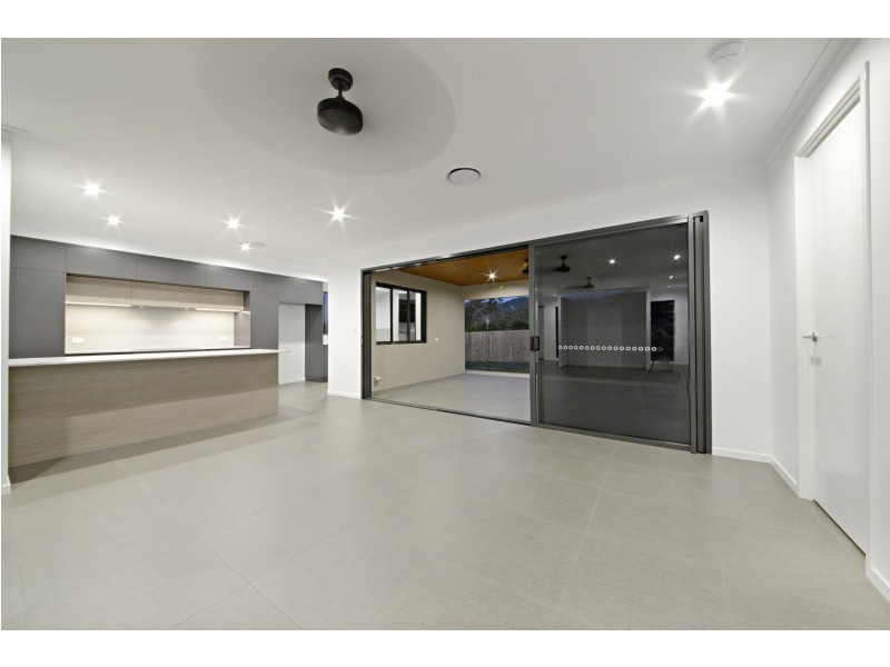 13 Stanley Drive, Cannonvale QLD 4802