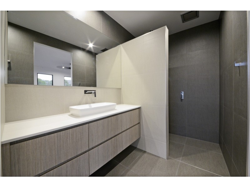 13 Stanley Drive, Cannonvale QLD 4802