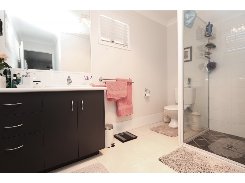 4 Beames Drive, Laidley South QLD 4341