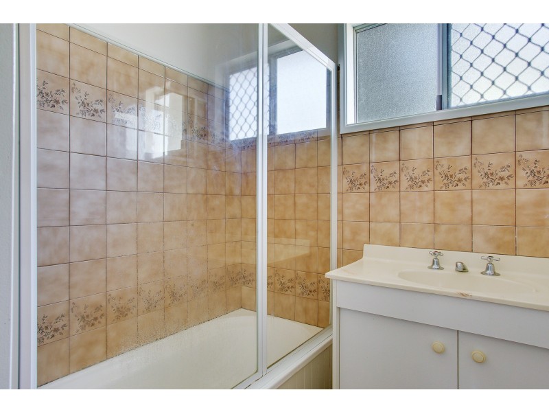 11 Zircon Street, Rainbow Beach QLD 4581