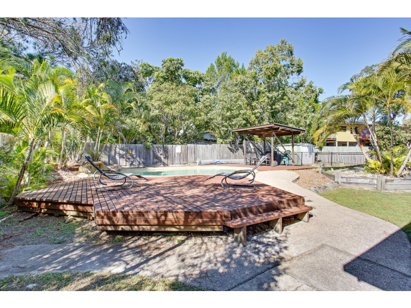 11 Zircon Street, Rainbow Beach QLD 4581