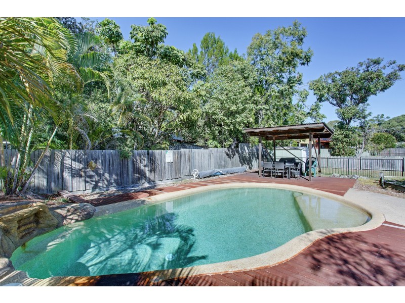 11 Zircon Street, Rainbow Beach QLD 4581