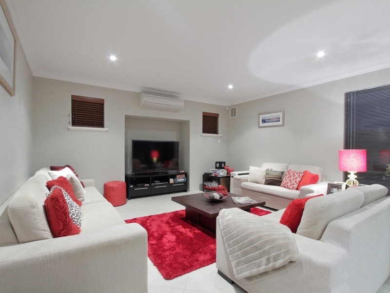 5 Leitrim Lane, Beaconsfield WA 6162