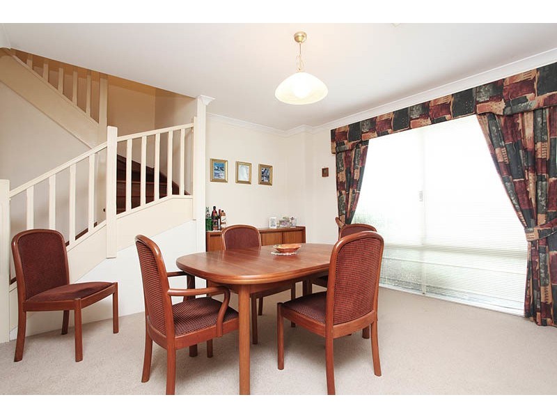 2 Scottsdale Court, North Lake WA 6163