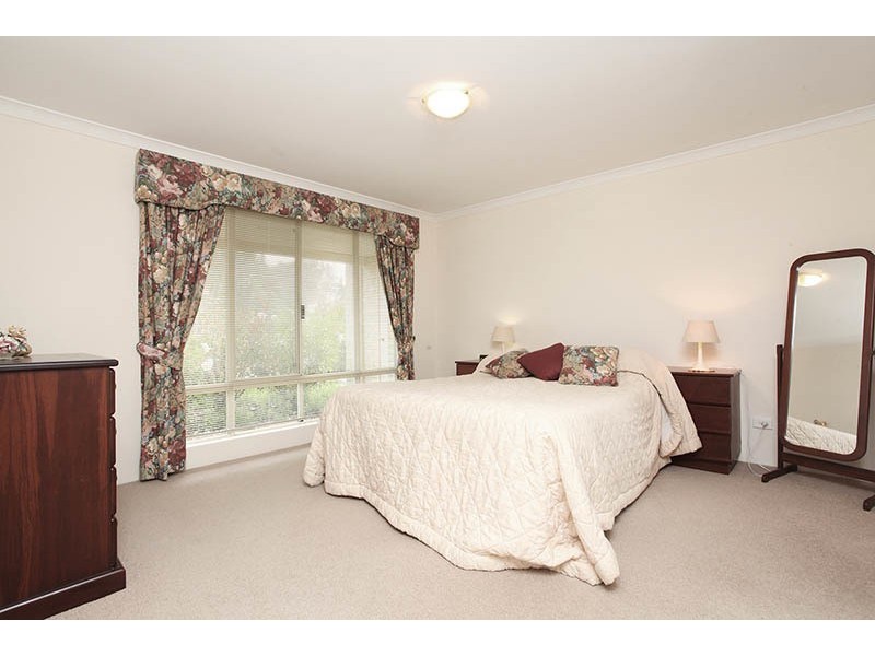 2 Scottsdale Court, North Lake WA 6163