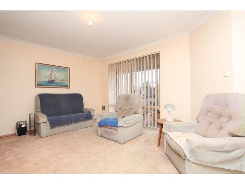 19 Sennet Lane, Warnbro WA 6169