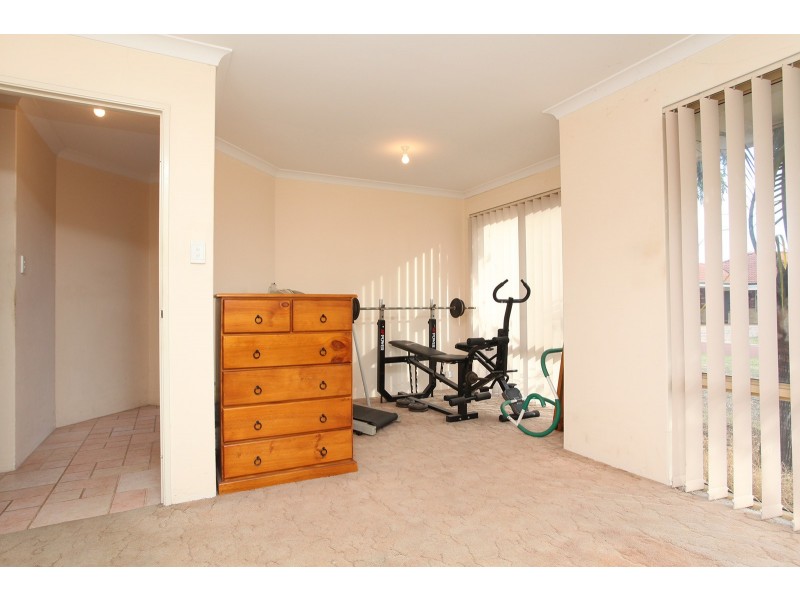 19 Sennet Lane, Warnbro WA 6169