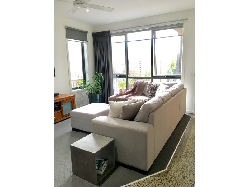 12 EATON ROAD, Mount Duneed VIC 3216