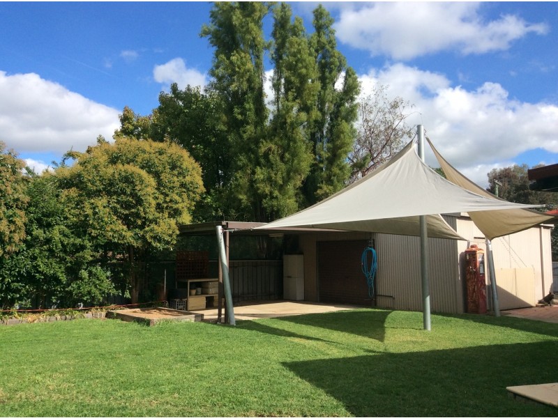 119 Creek Street, Jindera NSW 2642