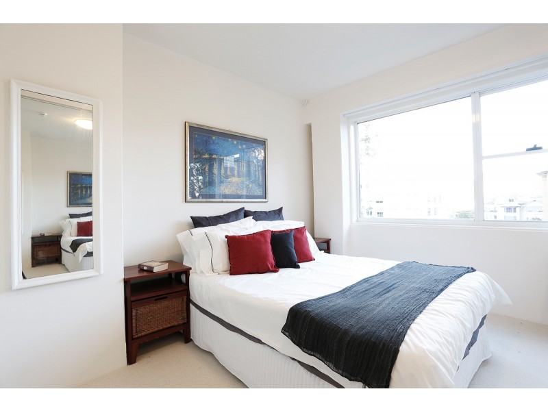 21/17 East Crescent Street, Mcmahons Point NSW 2060