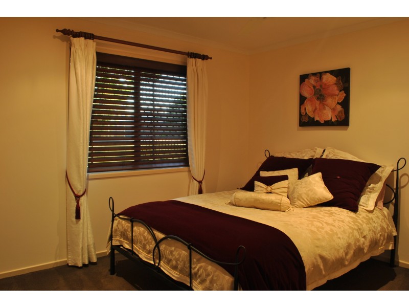 5 Litchie Street, Beerwah QLD 4519