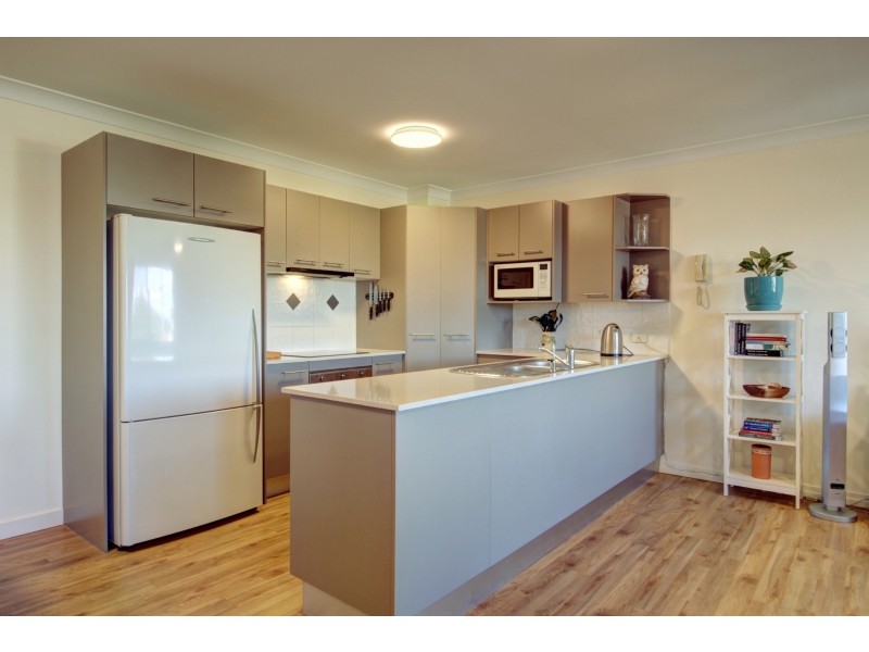 12/28 Murphy St, Scarborough QLD 4020