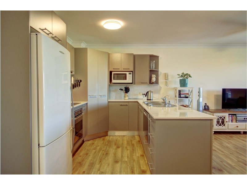 12/28 Murphy St, Scarborough QLD 4020