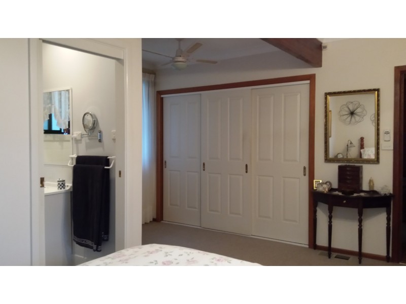 6 Goonda Promenade, Wangi Wangi NSW 2267