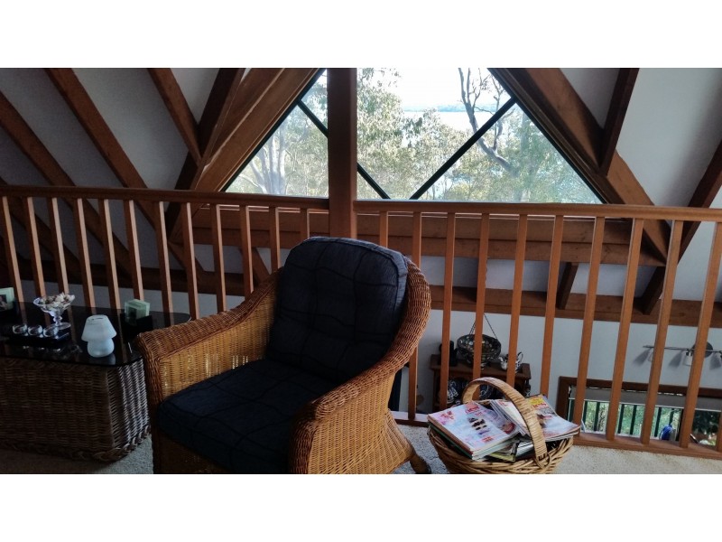 6 Goonda Promenade, Wangi Wangi NSW 2267