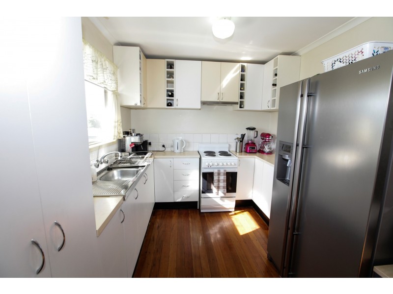 116 Station Road, Burpengary QLD 4505