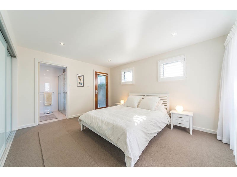 45 Cyrus Street, Hyams Beach NSW 2540