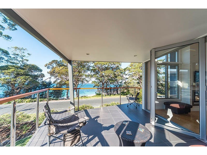45 Cyrus Street, Hyams Beach NSW 2540