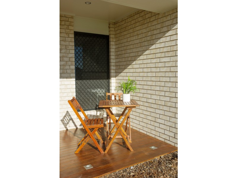 15 Lakeview Avenue, Rosenthal Heights QLD 4370