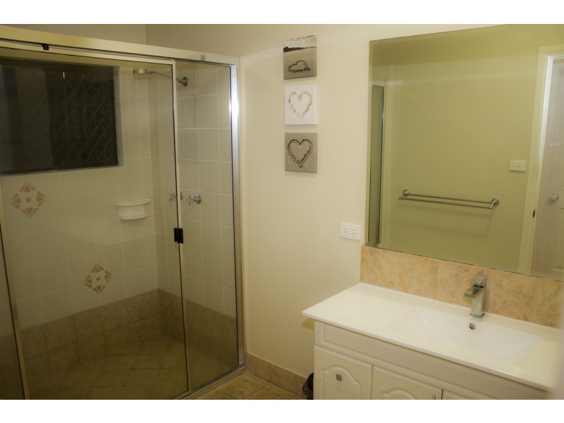 2 Taro Close, Mount Sheridan QLD 4868