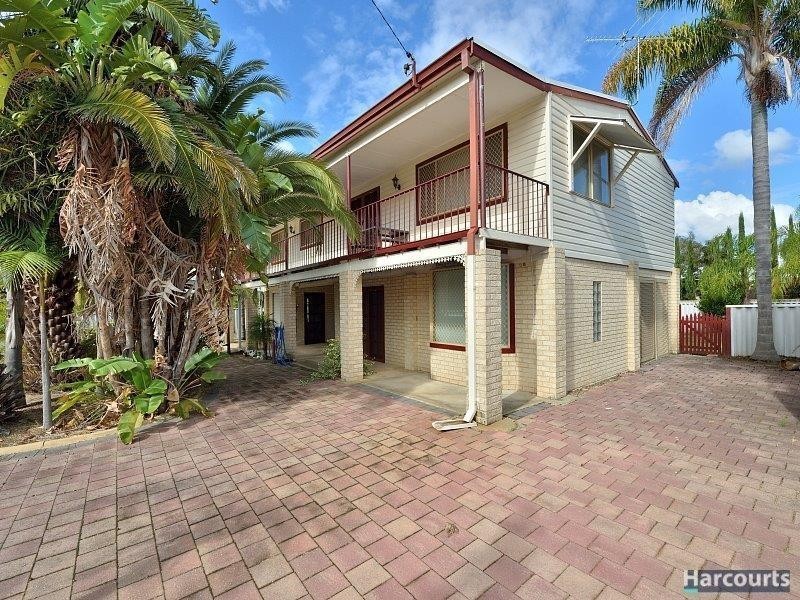 12 Correas Street, North Yunderup WA 6208