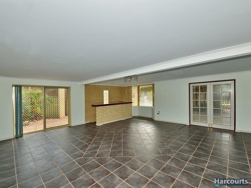 12 Correas Street, North Yunderup WA 6208