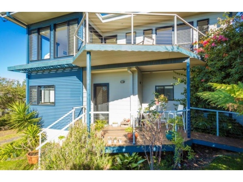 16 Lakeview Ave, Merimbula NSW 2548