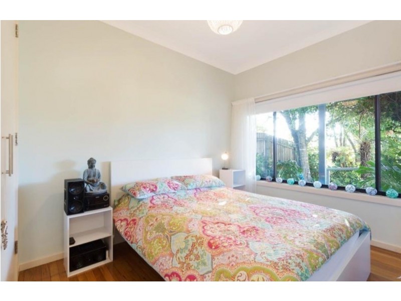 16 Lakeview Ave, Merimbula NSW 2548