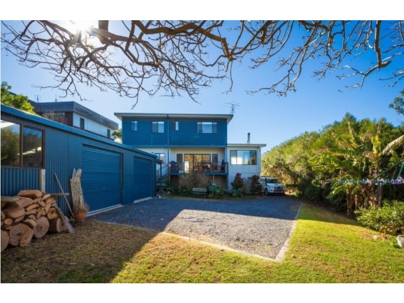 16 Lakeview Ave, Merimbula NSW 2548