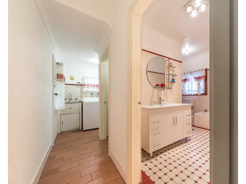 90 Hillcrest Avenue, South Nowra NSW 2541