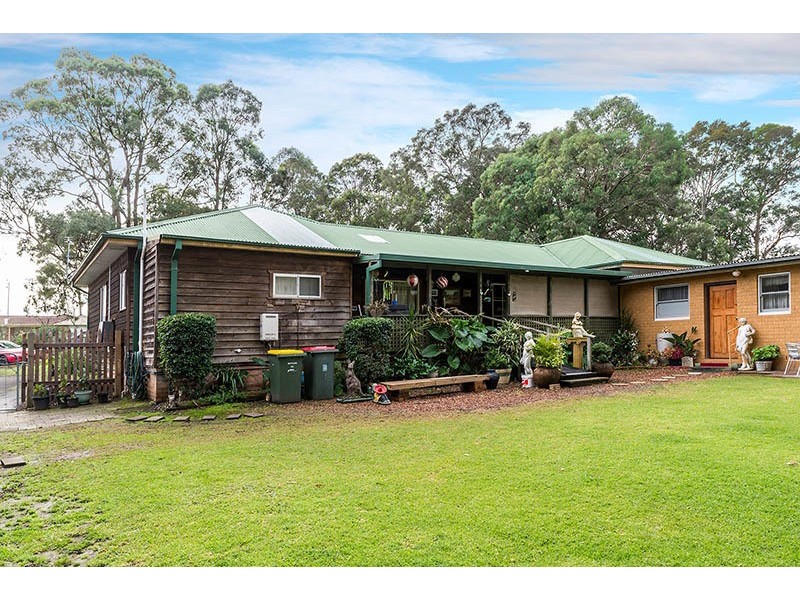 90 Hillcrest Avenue, South Nowra NSW 2541