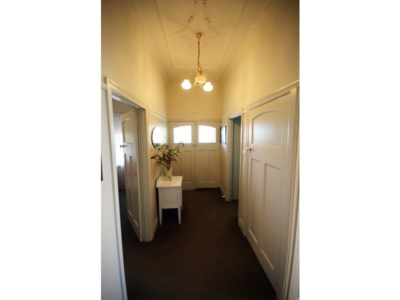 21 Gaulton Street, Castlemaine VIC 3450