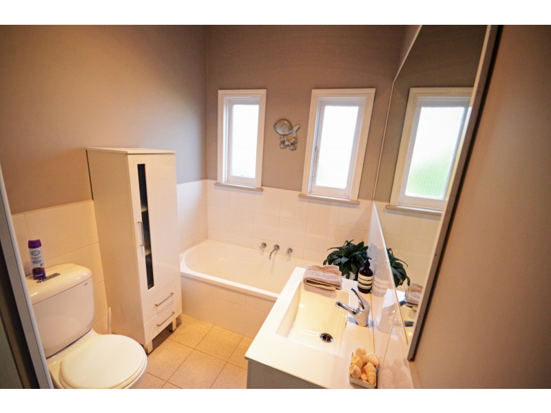 21 Gaulton Street, Castlemaine VIC 3450