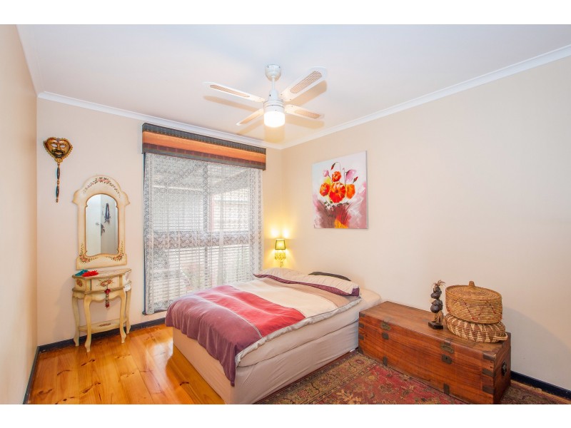 549 Kemp Street, Lavington NSW 2641