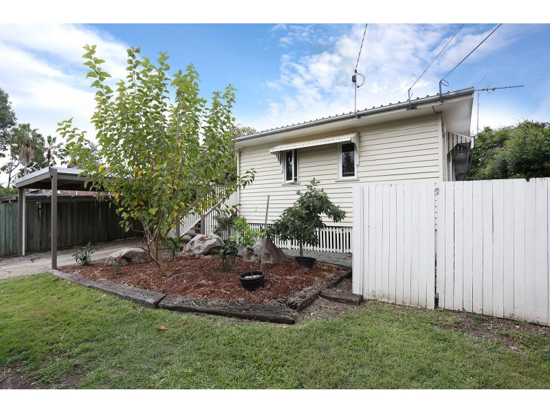 81 Gordon Street, Brighton QLD 4017