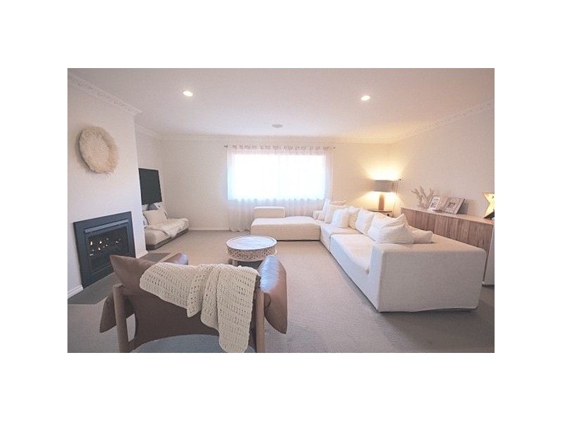 70 Emmett Street, Golden Square VIC 3555