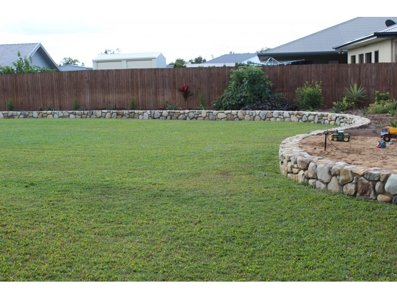 10 Sunbird Parade, Mareeba QLD 4880