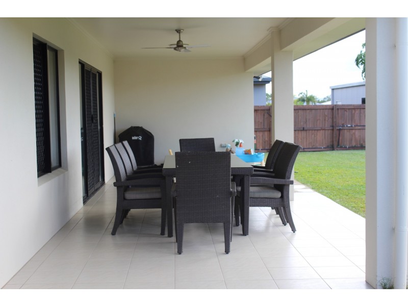 10 Sunbird Parade, Mareeba QLD 4880