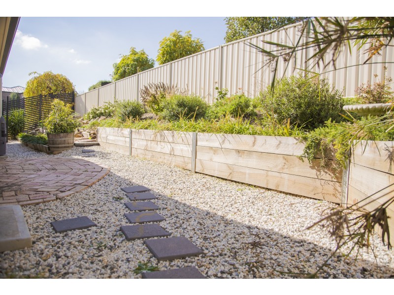 49 Brooklands Drive, Orange NSW 2800